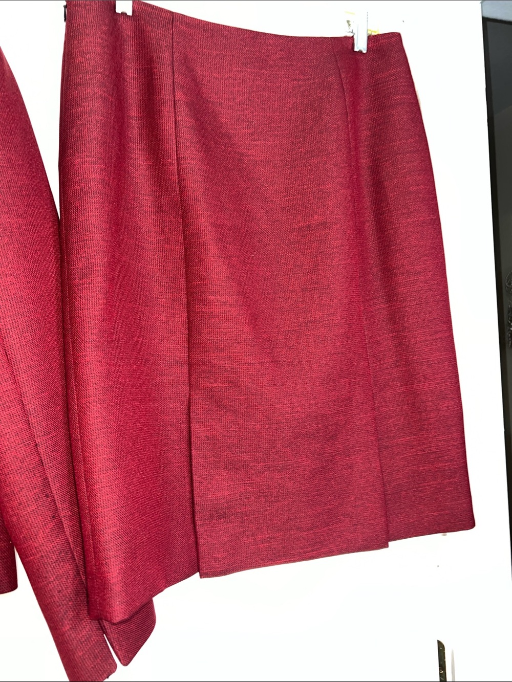 Evan Picone Deep Burgundy Women's Blazer and Skirt Set - Picture 5 of 5